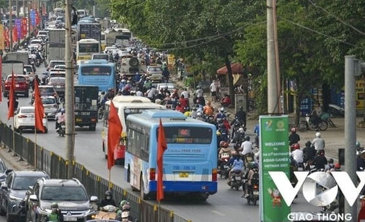 Quy hoạch giao thông công cộng: Không thể vừa đi vừa mò