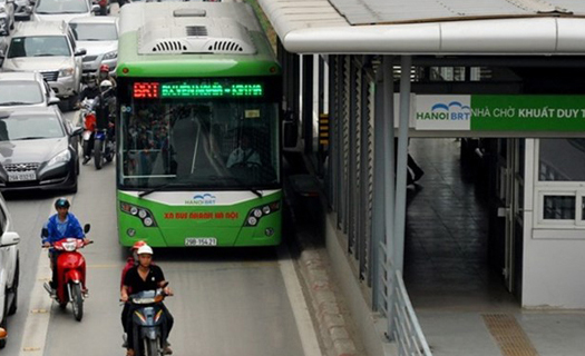 Vẫn khó xử lý vi phạm lấn làn buýt BRT