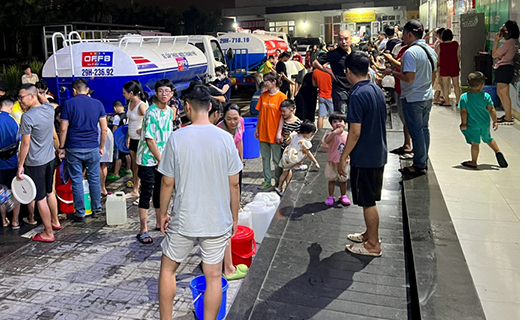 Từ vụ mất nước ở khu đô thị Thanh Hà: Đừng cấp nước theo kiểu 