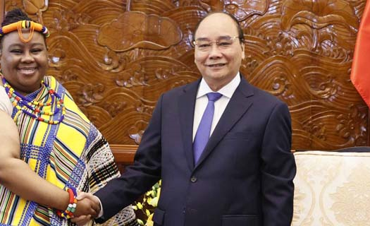 Chủ tịch nước Nguyễn Xuân Phúc tiếp các Đại sứ trình Quốc thư