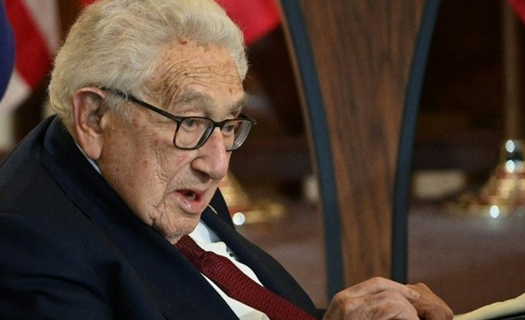 Ông Kissinger dự đoán về kịch bản đàm phán hòa bình ở Ukraine vào cuối năm 2023