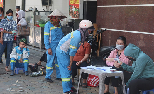 Hoàn thành chi trả nợ lương cho công nhân vệ sinh môi trường