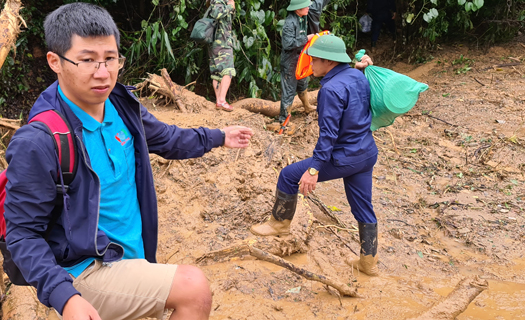 Những ngày tháng đầy ắp nghĩa tình