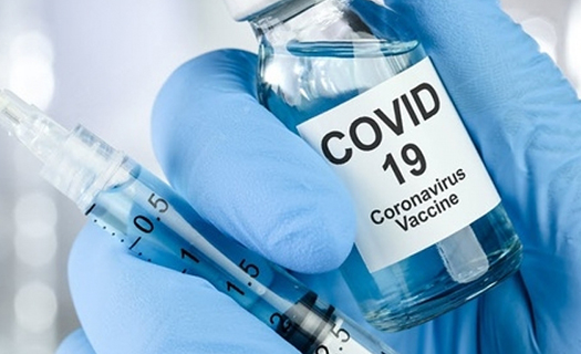 Dỡ bỏ quyền sở hữu trí tuệ vaccine COVID-19: Cơ hội phổ biến vaccine giá rẻ